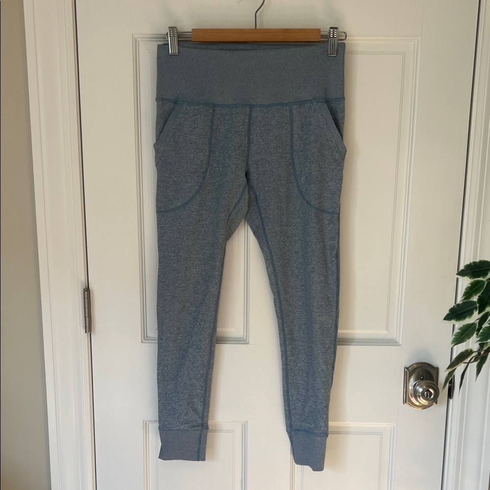 Zella Women's Gray Leggings with Pockets Size Medium